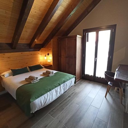 Casa Rural Elurkoia Isaba Eksteriør billede